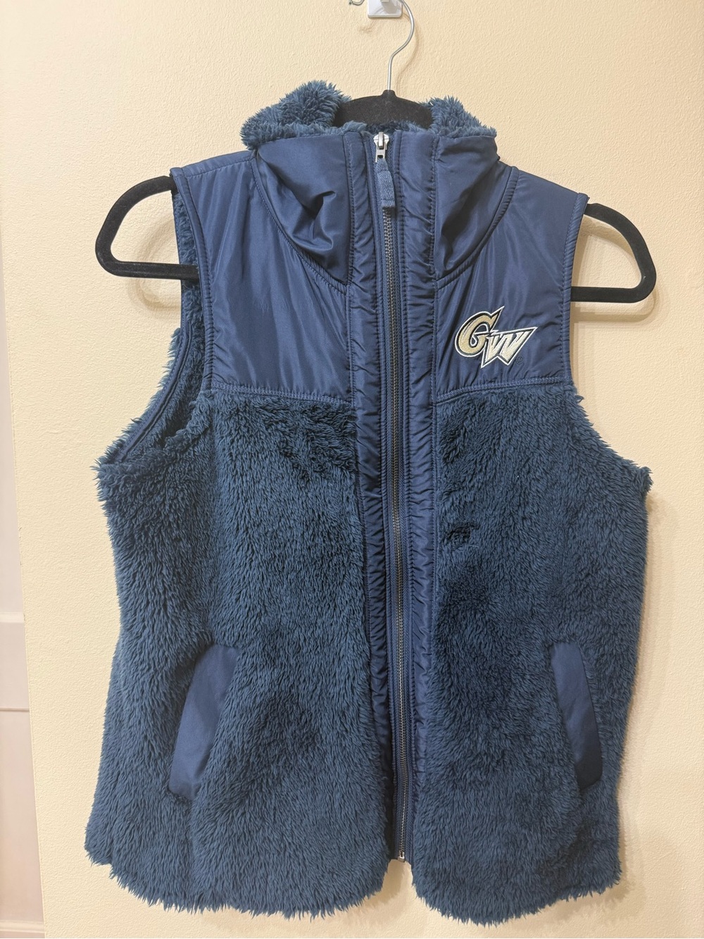 GWU Women’s S Navy Fleece Vest Embroidered George Washington Fan Cozy Collegiate